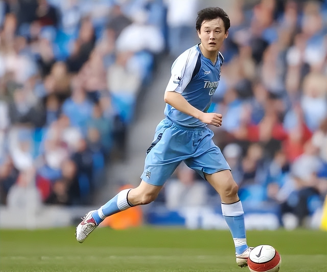 国足辉煌90年代孙继海,孙继海是留洋第一人吗