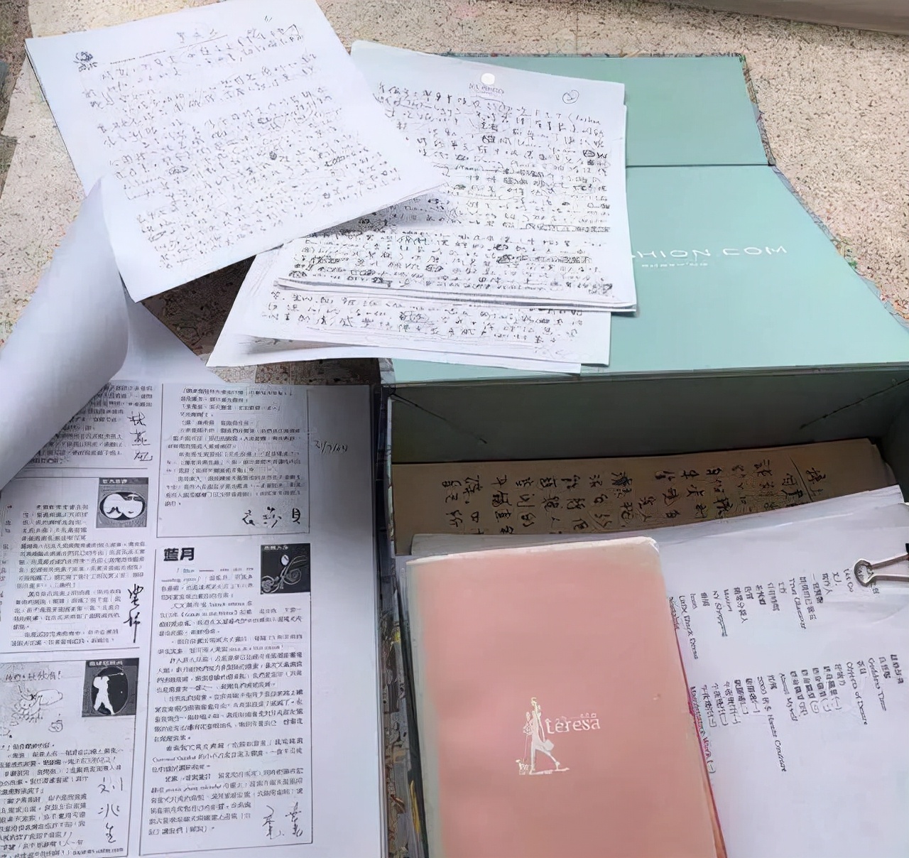 插足闺蜜不管儿女，直播带货的章小蕙，嗲味十足话术你想不到