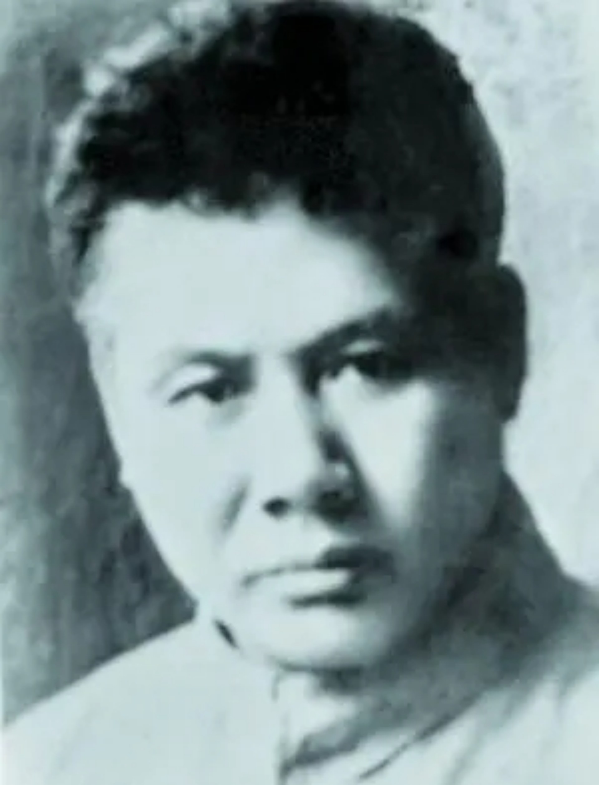 1934年国军将军救下8.6万红军,建国后毛*东泽**下令:一定要找到他