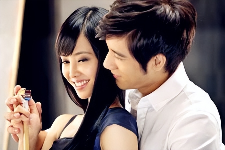 遇上有“恋母情结”的男人，女人做到这四点，解开他的结