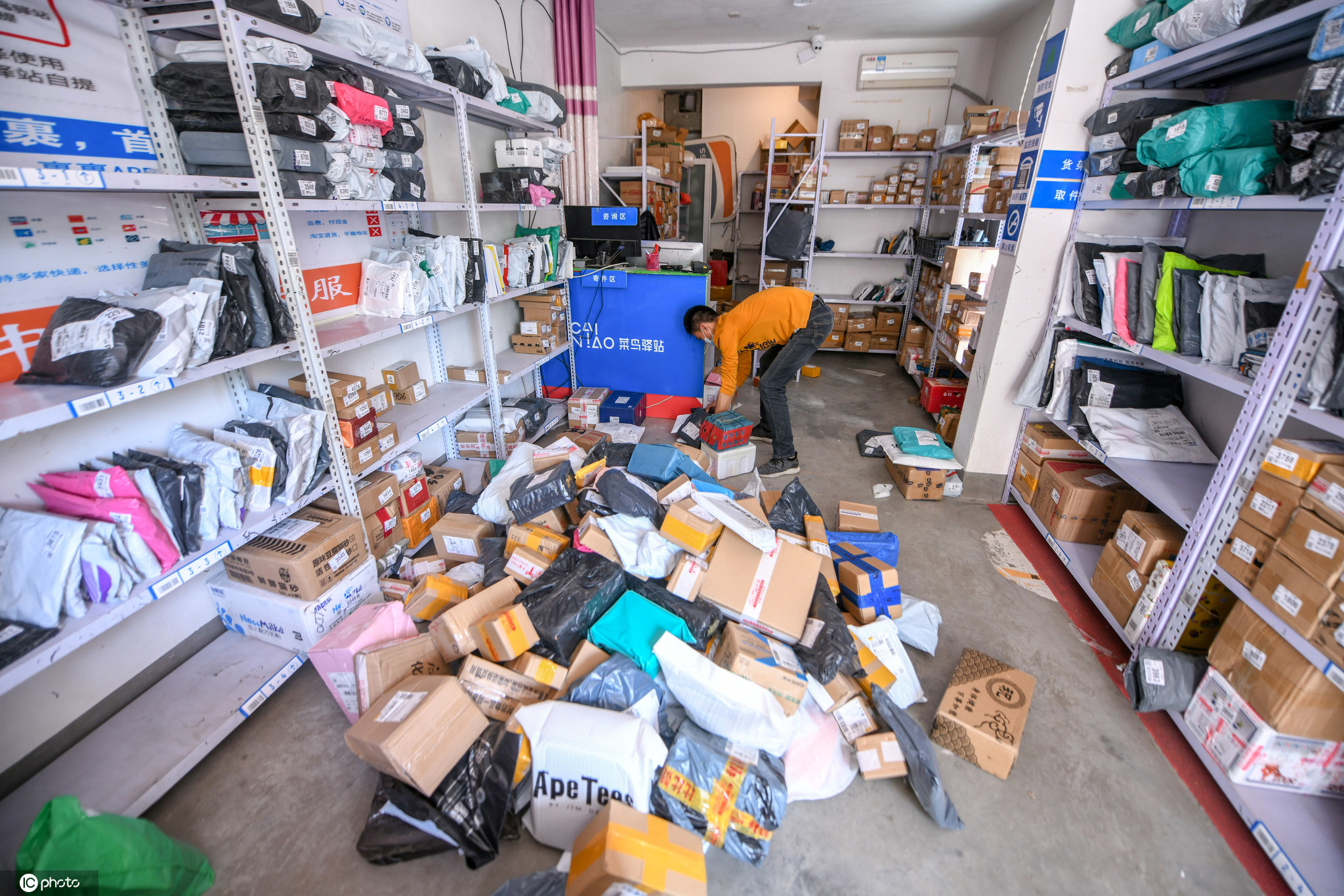 小区里开的菜鸟驿站能挣多少钱？