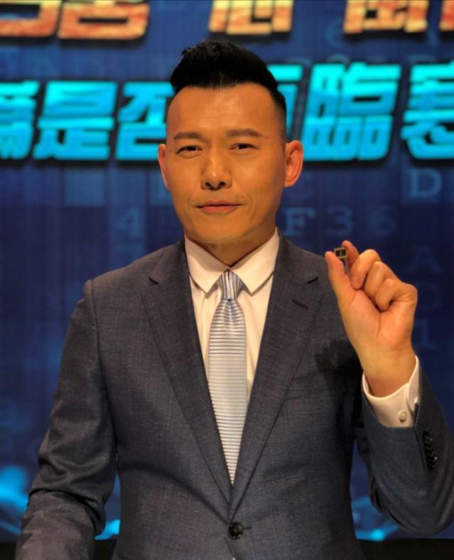 一虎一席谈胡玮,一虎一席谈华为芯片