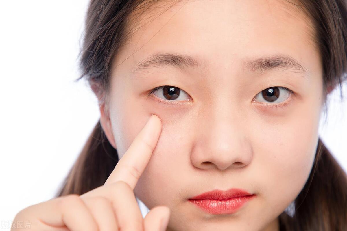 肝部麻木是什么原因,口苦眼干涩肝的问题怎么调理