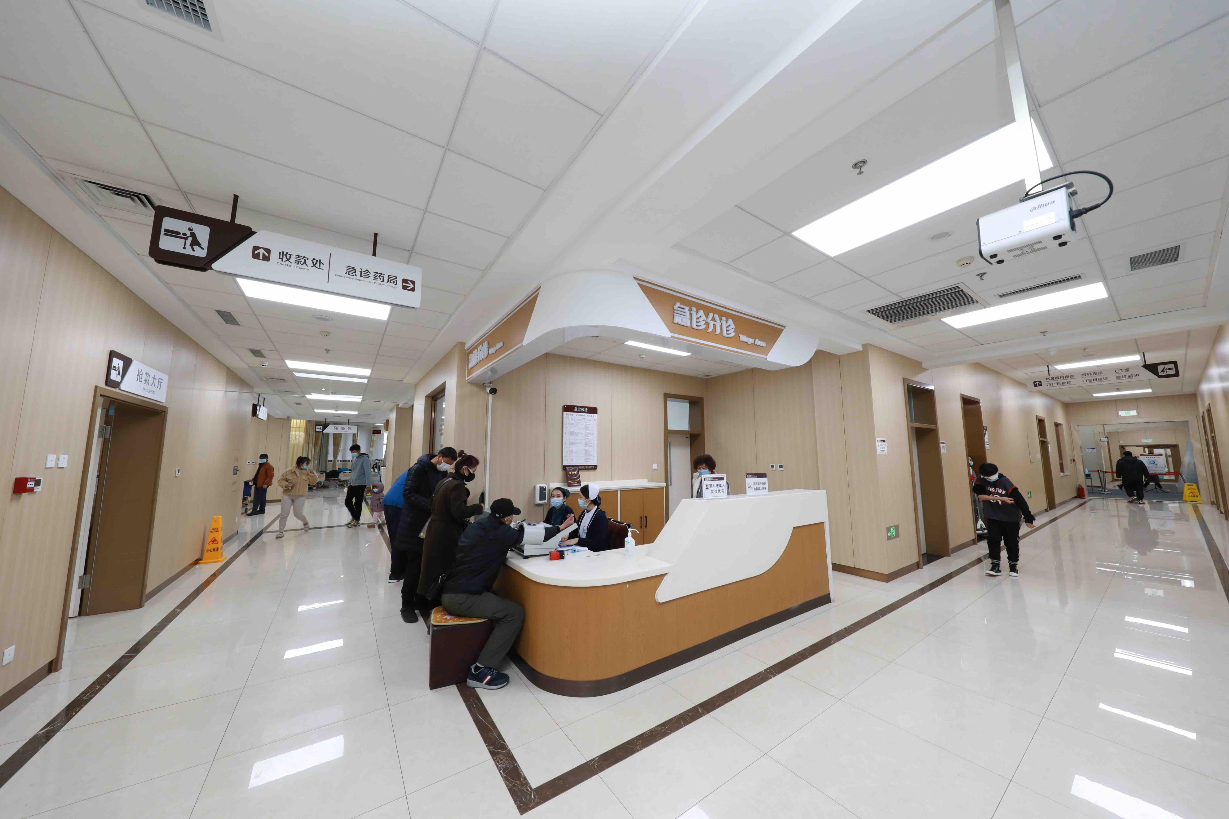 雷锋精神传承与青年志愿服务风采,医院传承雷锋精神致敬先锋模范