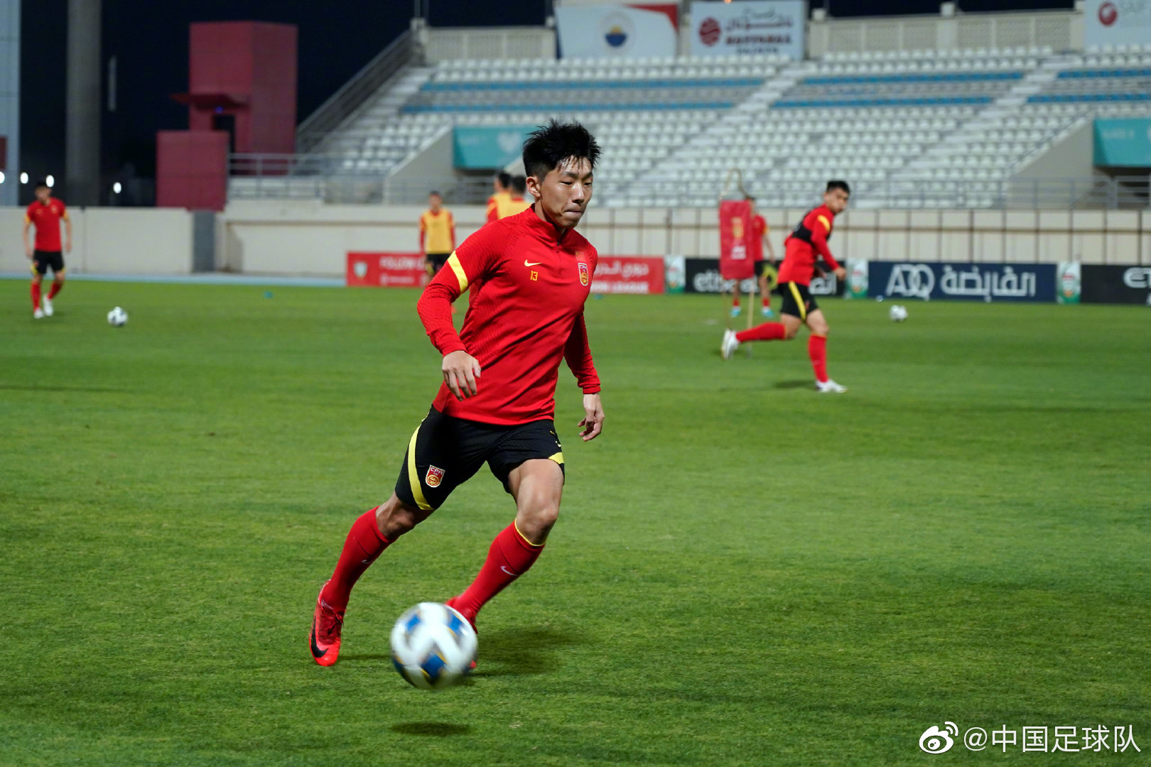 中国女足挑战日本男足比赛,中国男足看女足夺亚洲杯