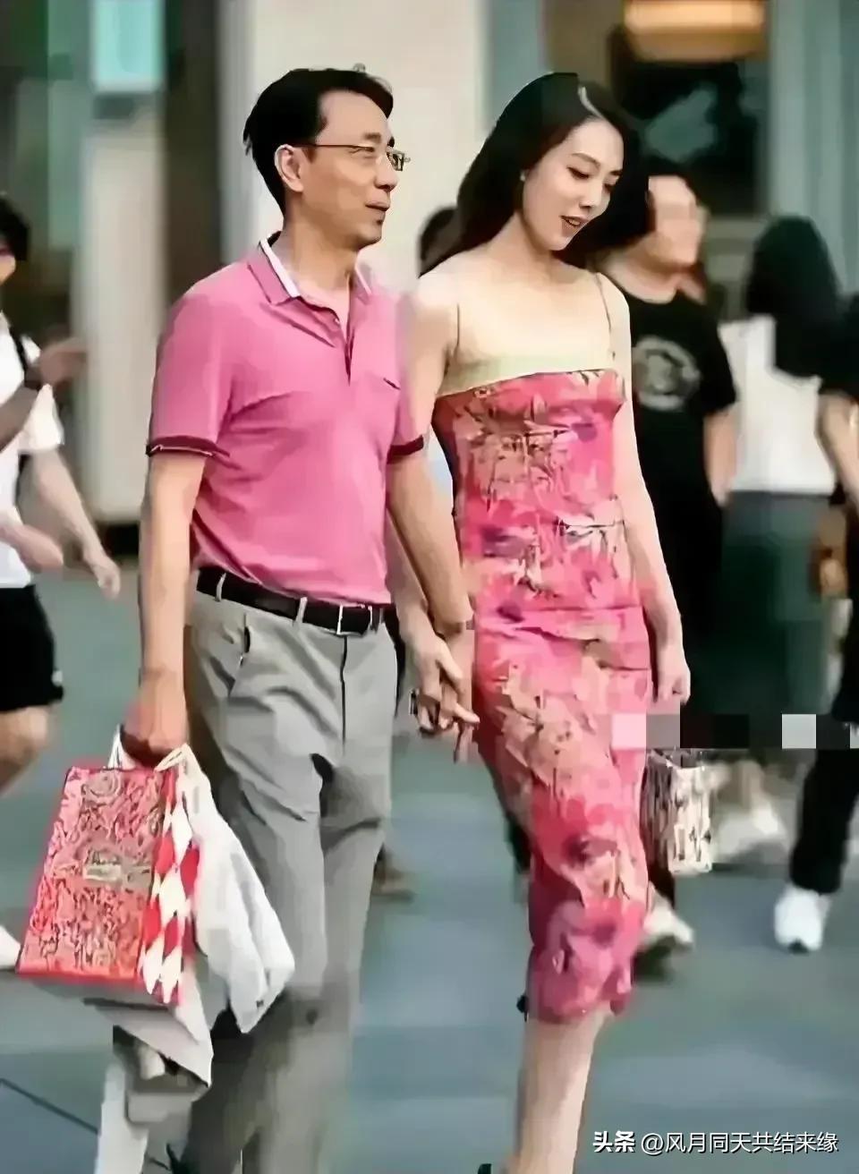 太古里牵手事件处理结果,太古里牵手门事件后续