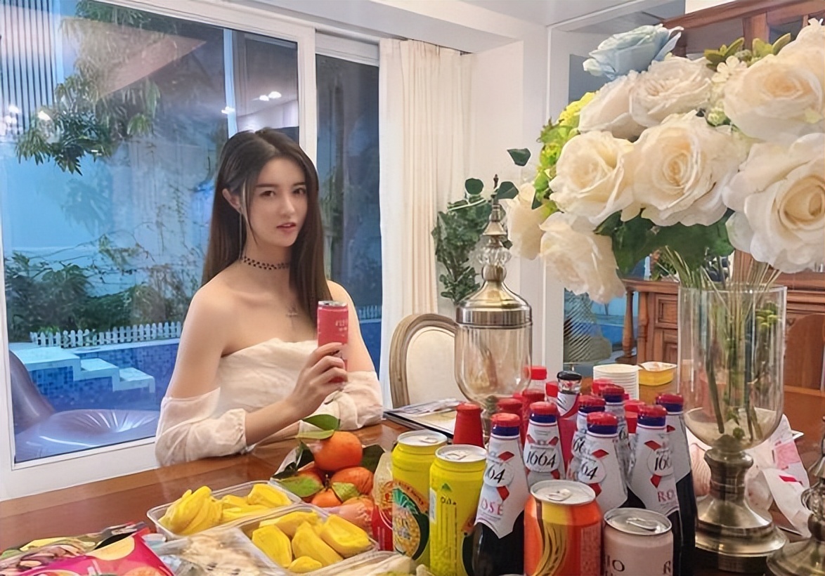 美女主播开法拉利事故后续,法拉利出车祸保险公司拒赔女主播