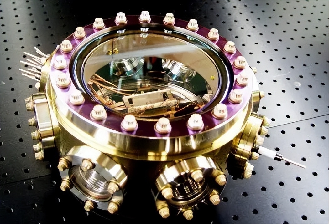 达到光速是不是永生了,达到光速人还会死吗