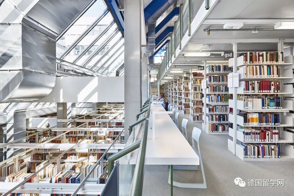 德国公立学校入学条件,德国秋季入学什么时间开始申请