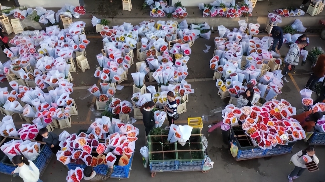 昆明滇池的爱情故事,昆明巷里的爱情故事