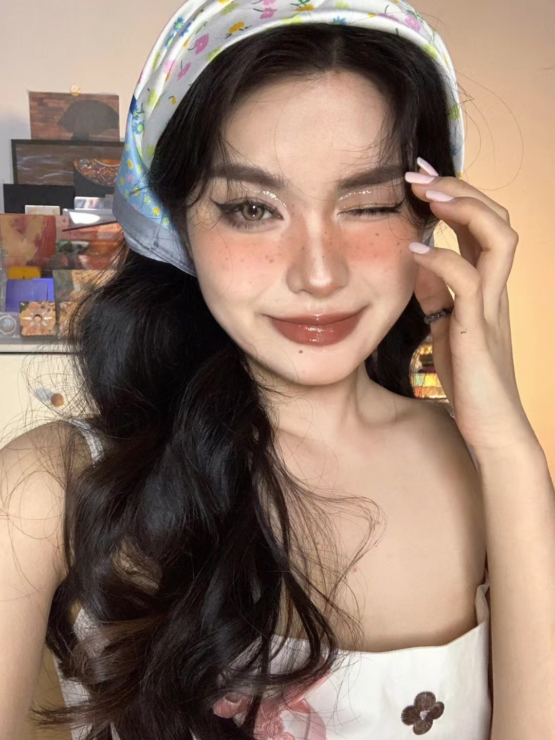 毛孔粗大护肤步骤干皮,色斑暗沉毛孔粗大用哪套护肤品