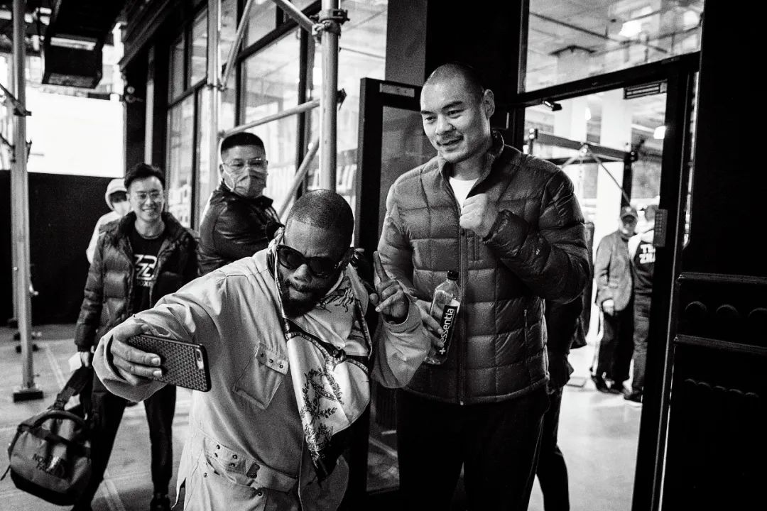 张美煊中国首位重量级拳王,四十多岁的拳王