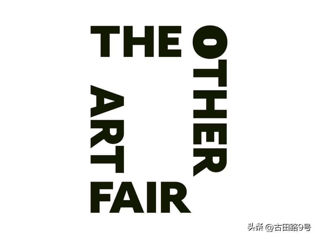 苹果发布会“刘海屏”变“药丸屏”？美版拼多多已悄悄上线