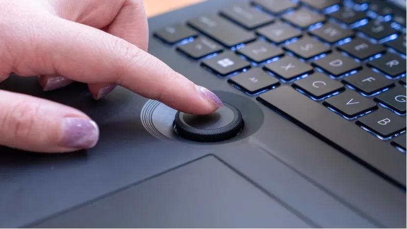 华硕灵耀pro14深度体验,高性能oled屏幕笔记本