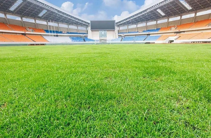 人造草坪铺装注意事项,人造草坪表层草皮铺设注意点