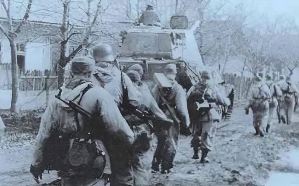 为什么德国二战闪电战输给了苏联,德国闪电战战术打法