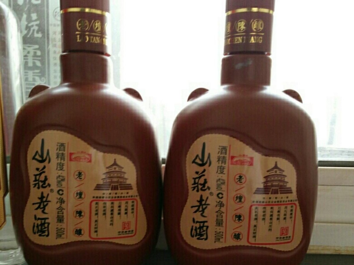 价值不菲的老茅台竟被藏在地窖里 (价值不菲的老茅台竟被藏地窖里)