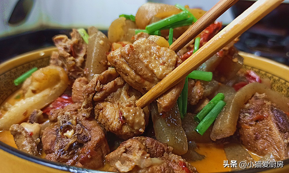 魔芋烧鸭最正宗川味做法,四川魔芋烧鸭的正宗做法