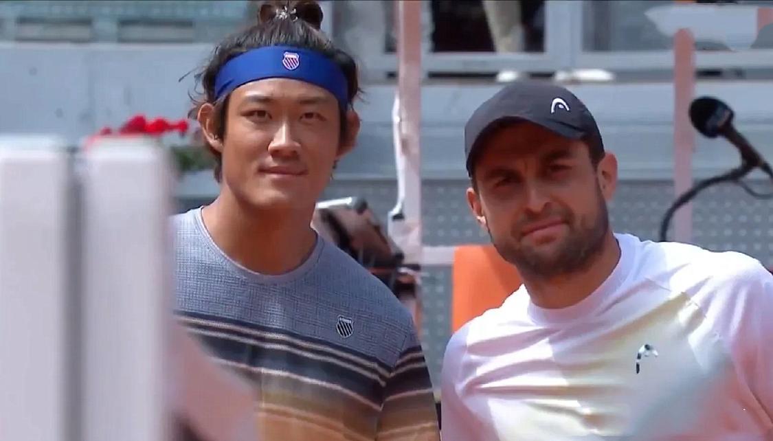 中国网球无缘再创历史！张之臻0-2出局，仍创5项纪录，获百万巨奖