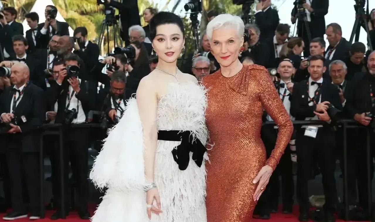 范爷戛纳红毯照,范爷戛纳穿龙袍