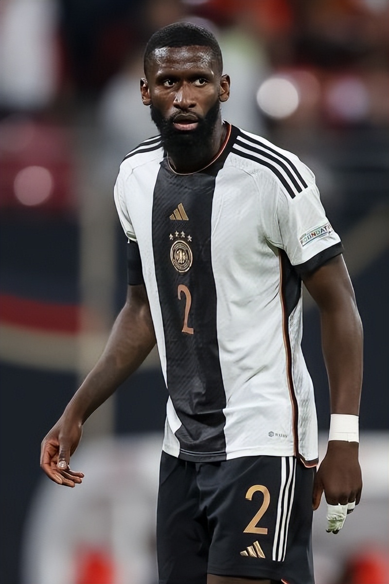 姆巴佩同期数据与梅西c罗对比,22年世界杯梅西和姆巴佩数据对比