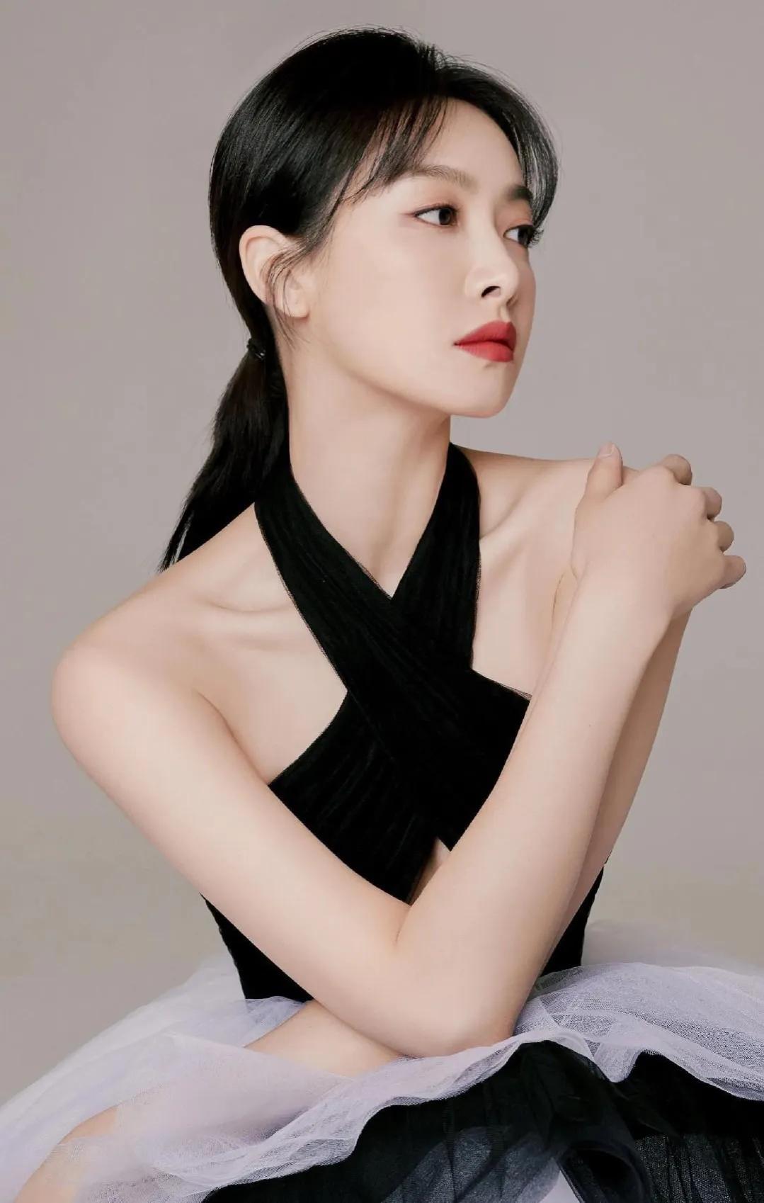 韩国人再次看到宋茜的反应,被宋茜颜值惊艳到的明星