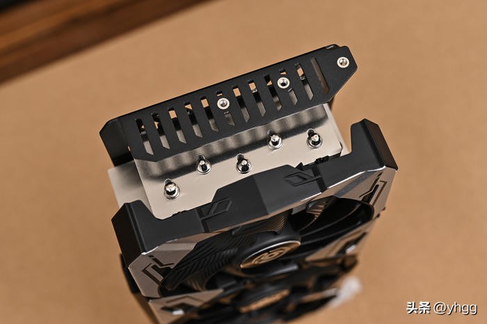 乔思伯松果d41mesh副屏版白色机箱,乔思伯d41标准版能后期加装副屏吗