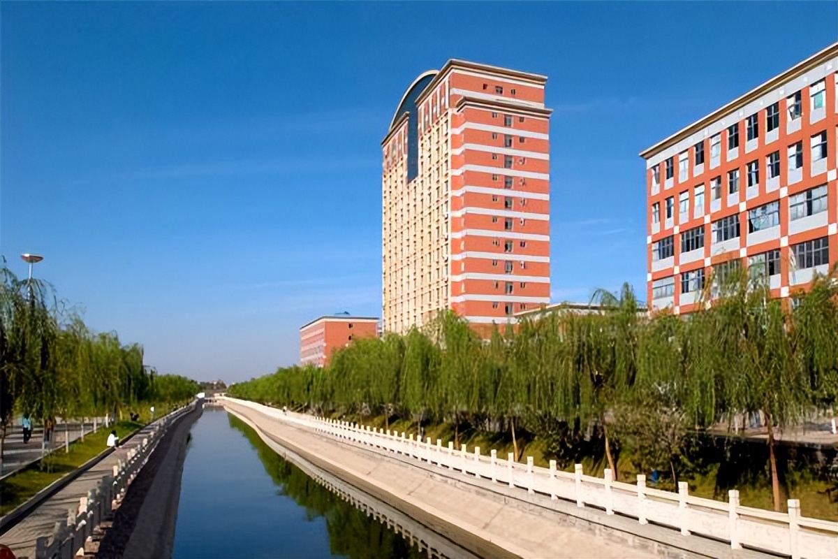 邢台学院超乎你想象：硬件实力很一般，培养*干高**却很强