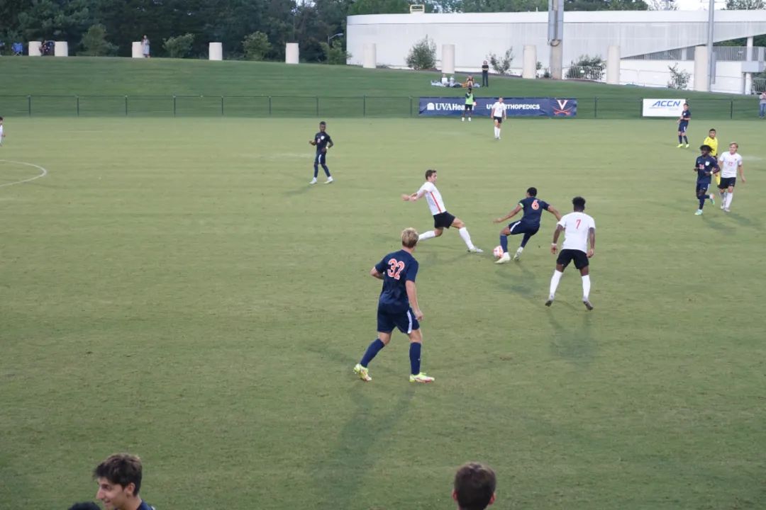 美国校园足球,美国校园足球比赛