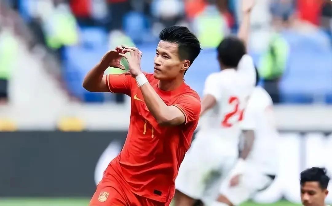 享受足球带给我最纯粹的生活,最纯粹的足球最高级的享受