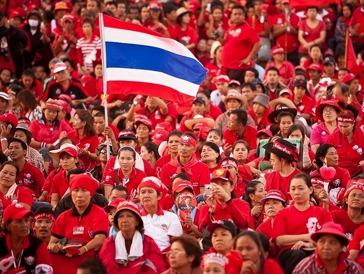 2016年泰国拒绝德日，752亿高铁订单选择中国：中国是最好的伙伴