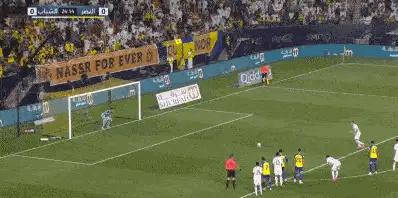 利雅得胜利c罗3球,c罗带领球队大胜的比赛