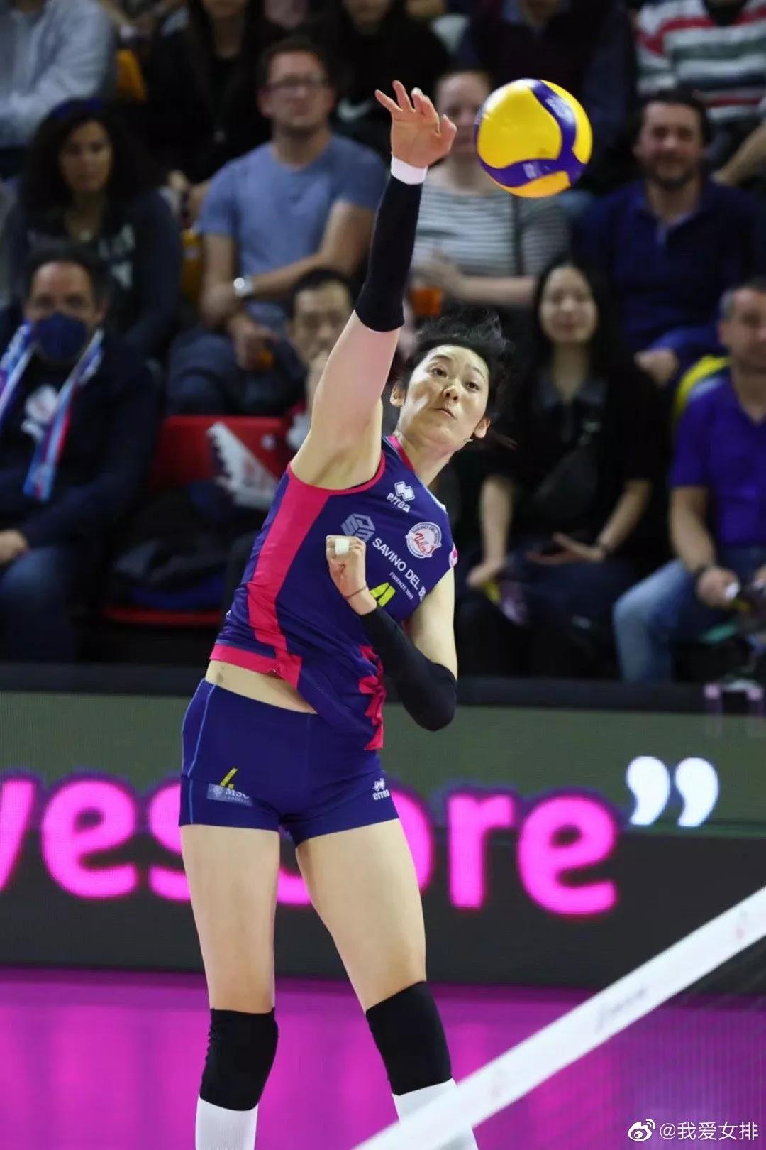 朱婷谈世界排球,女排球星朱婷