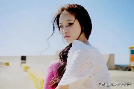 女人生活现实感悟,现实扎心的生活感悟句子