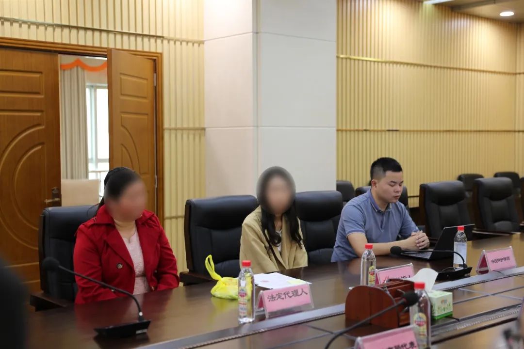 玉林市检察院召开涉罪未成年人不起诉宣布教育会和涉罪未成年人不批捕帮教训诫会