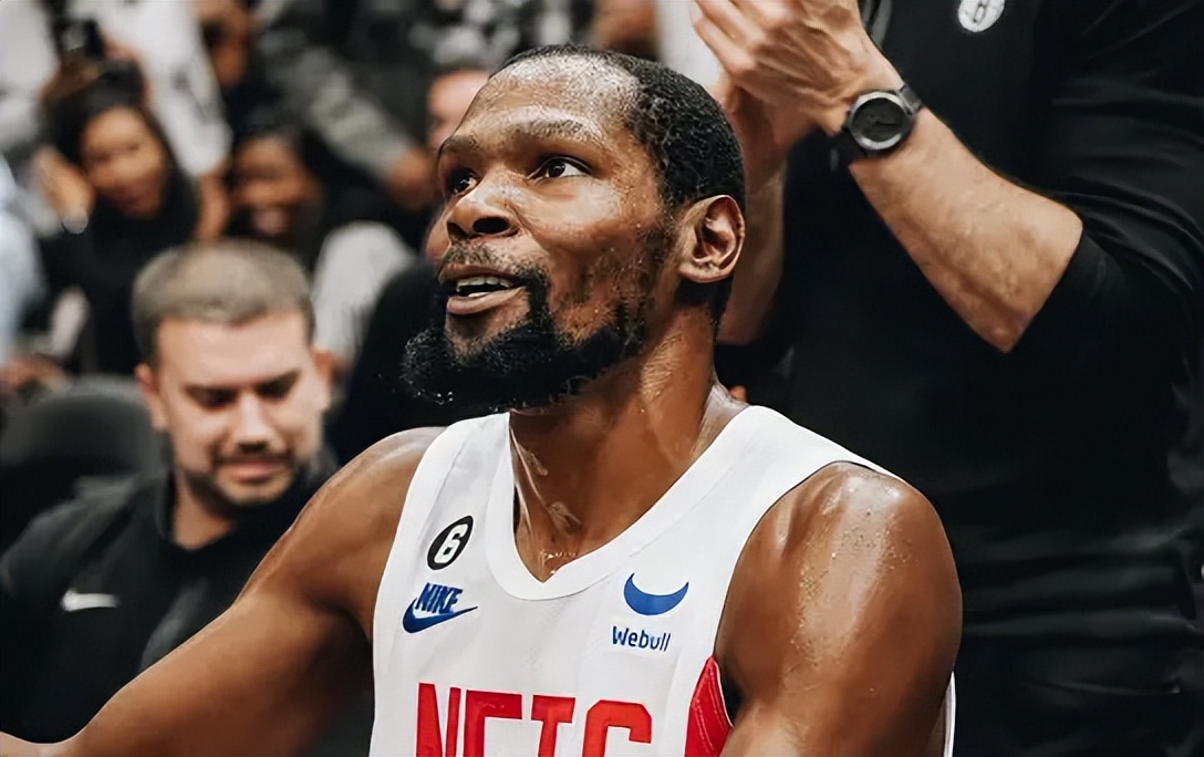 杜兰特制胜三分拿下天王山之战,杜兰特49分天王山之战精彩集锦