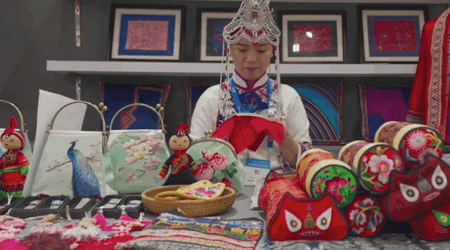 4分钟带你参观耗资240亿,30秒带你逛展厅