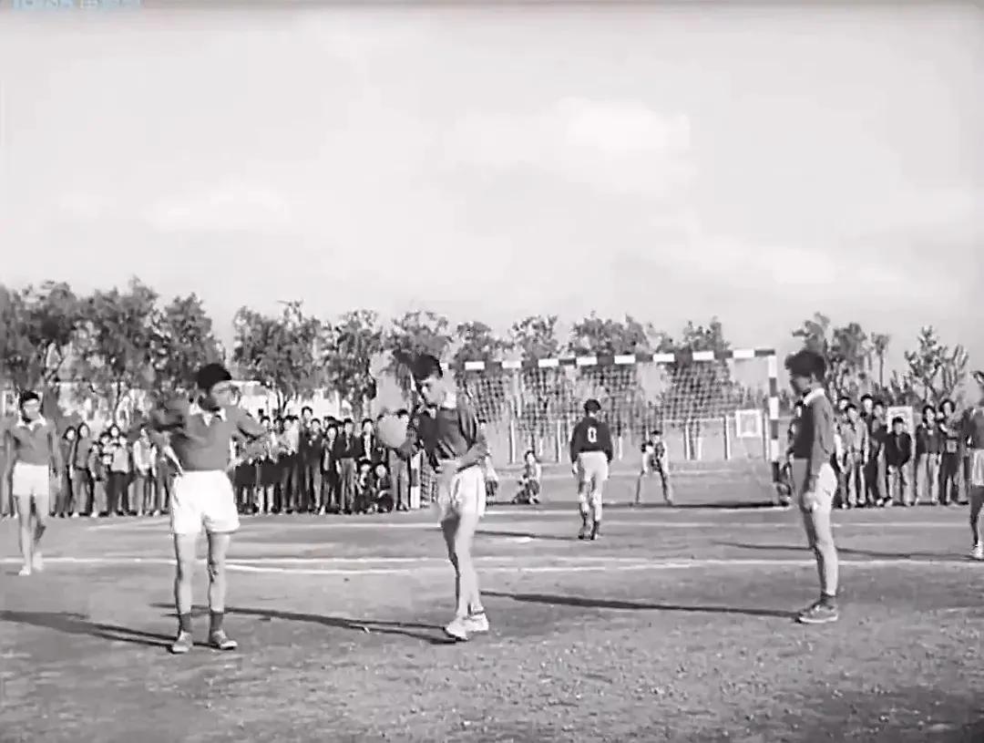 老电影小足球队员在线观看,60年代老电影小足球队员完整版
