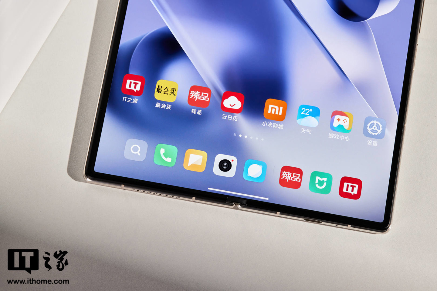 小米mixfold2折叠屏手机轻薄,小米mixfold2折叠手机评测