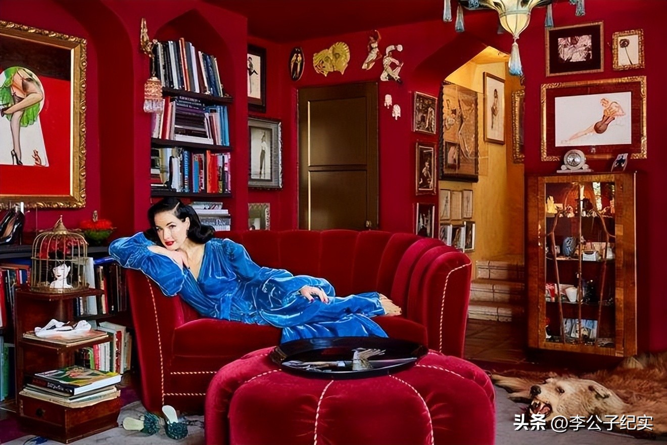 身价超10亿的脱衣舞娘,拒绝王储狠甩渣男,至今无人见过她素颜