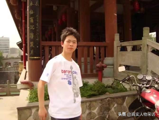 快递员一个月赚7000简单吗,快递员如何做到月入2万