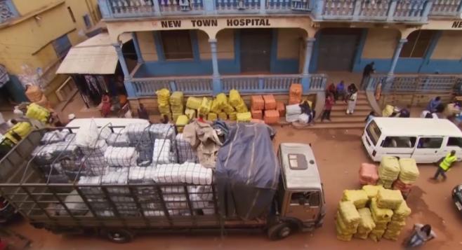 在非洲卖二手衣服到底有多暴利？一天赚25万，这些衣服都来源中国