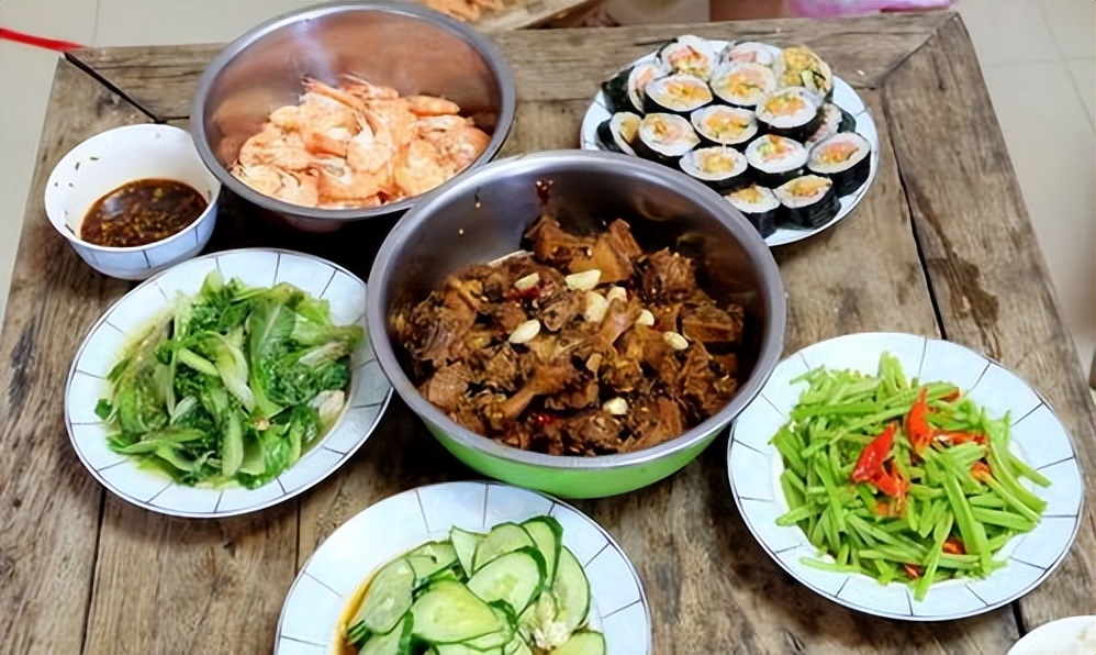 怎么知道家里铁锅是不是毒铁锅,央视曝光的毒铁锅是什么牌子