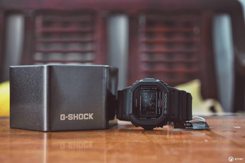 卡西欧g-shockgm-2100怎么调表,入门级卡西欧g-shock腕表