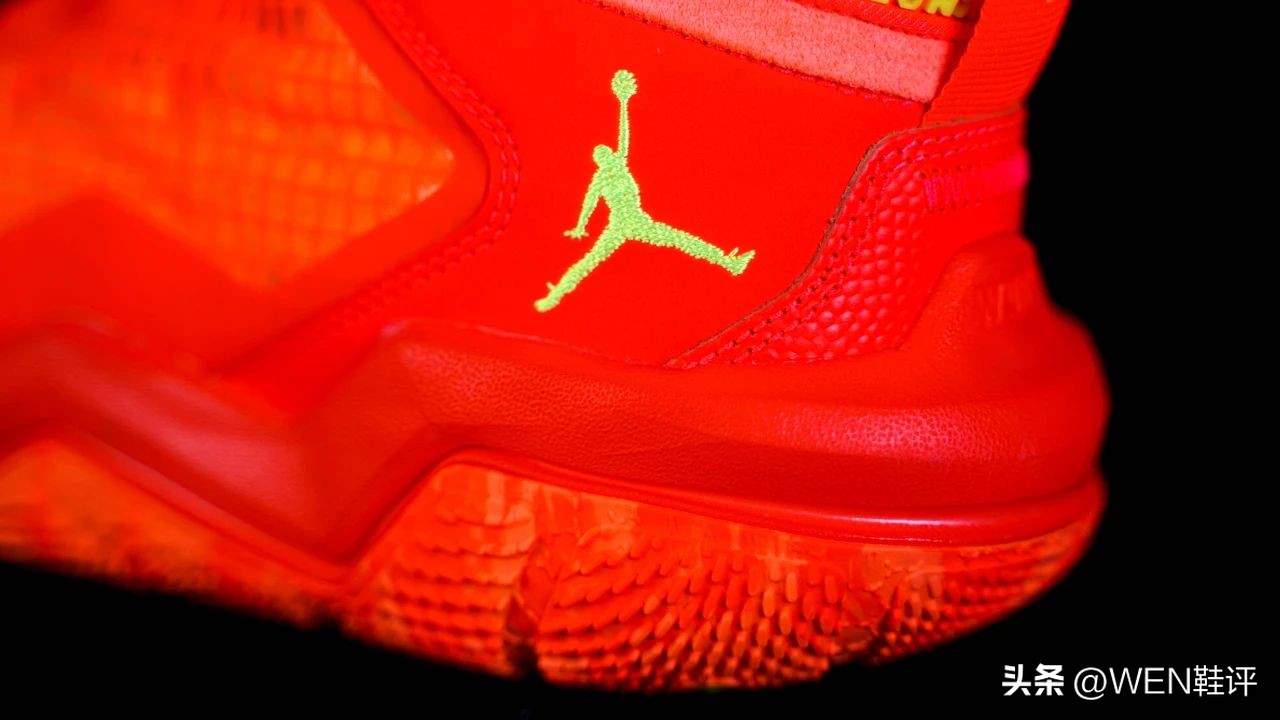 威少aj28,aj28给威少出的配色