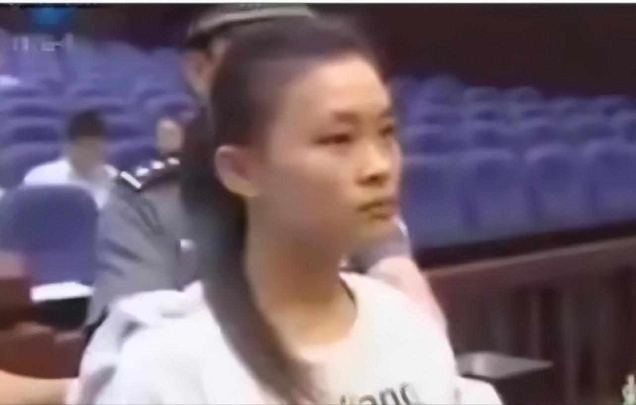 欠嫖资拿命偿，20岁负债少女因一句“下次再给”狂捅47刀