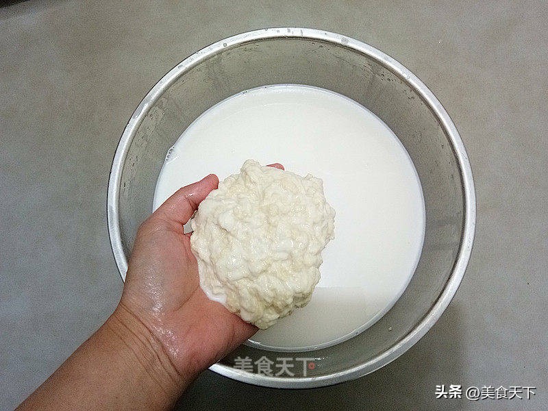 外面卖的凉皮是什么做的,外面买的凉皮还要煮吗