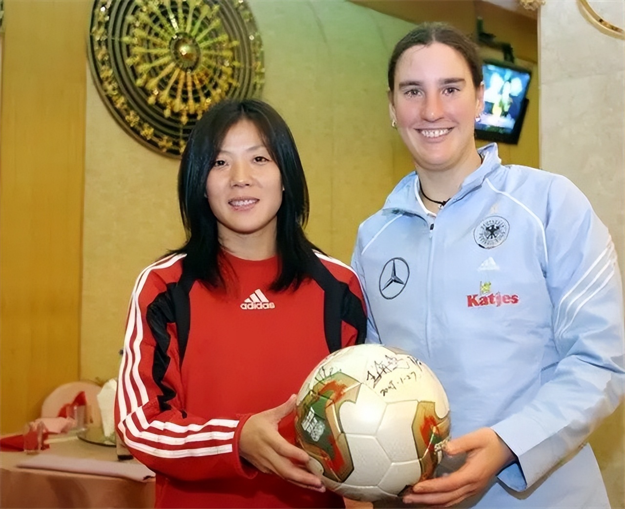 中国女足7号张欧影,中国女足张欧影比赛集锦