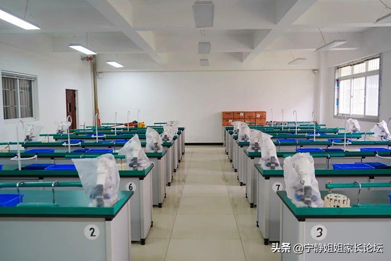 “川师系”品质护航，师上学校开创“川派名校”新格局