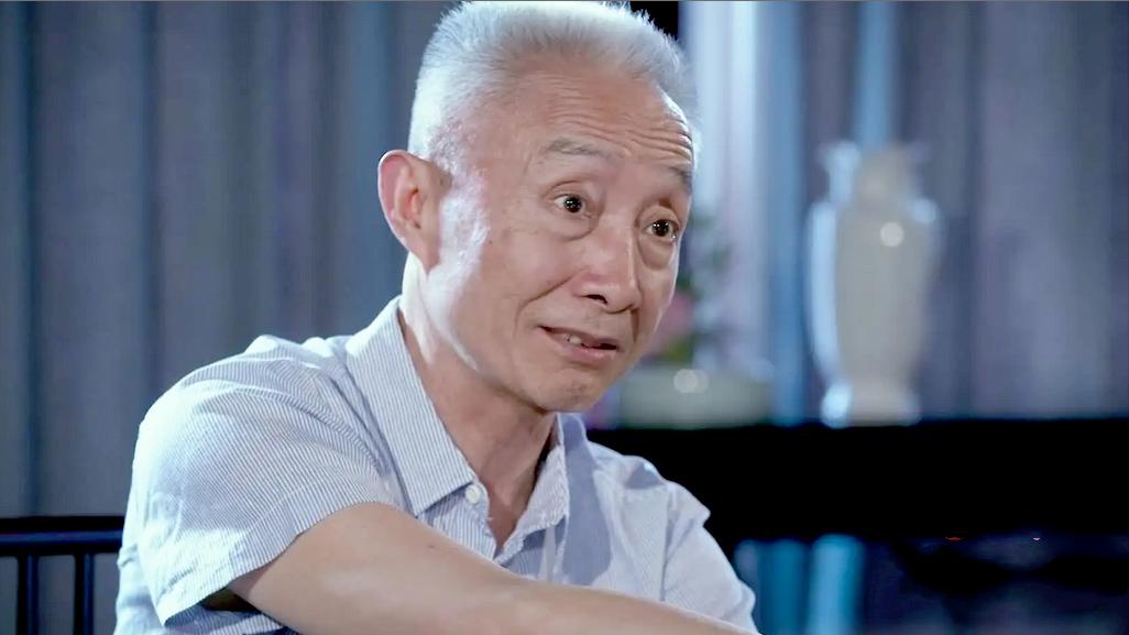 为救身患绝症的妻子，大学教授靠直播疯狂“捞金”，如今怎样了？